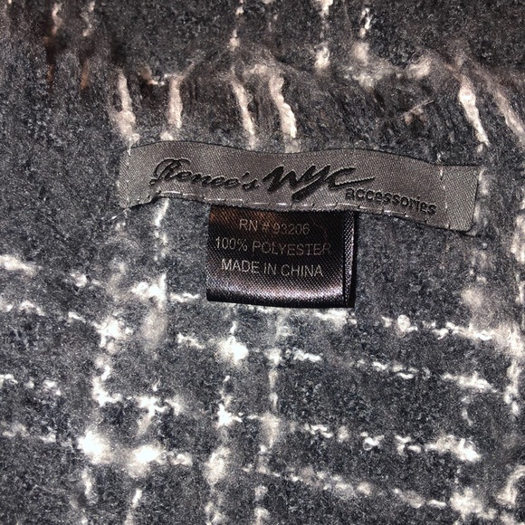 Renee’s NYC Wrap - Picture 3 of 3